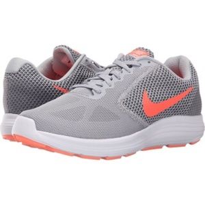 WORN ONCE Nike Women’s Revolution 3 Running Shoes